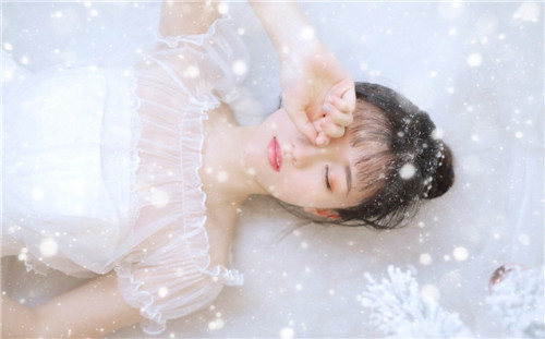 花季传媒真人聊天